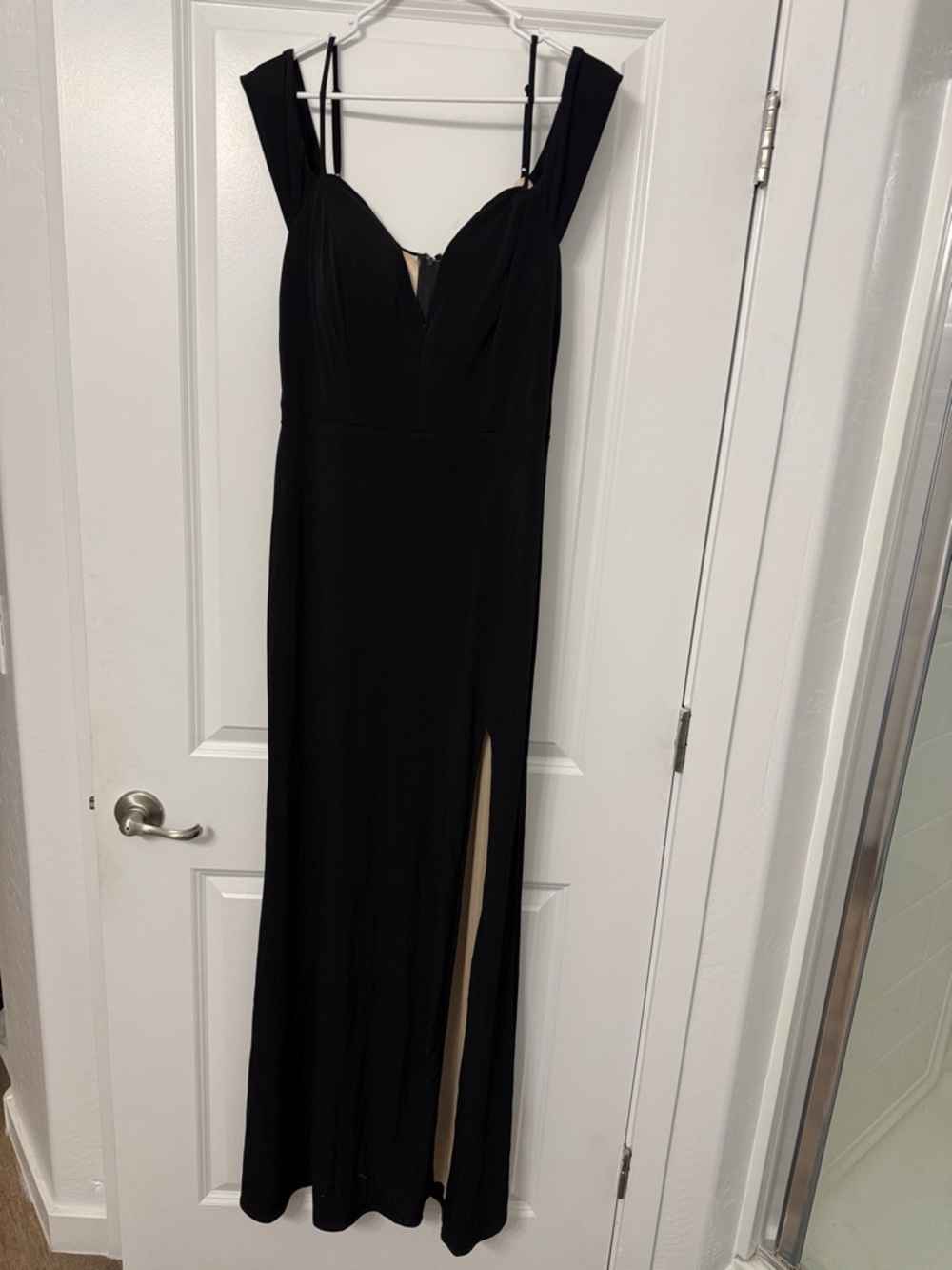Black Formal Gown with Thigh Slit/Off the shoulder